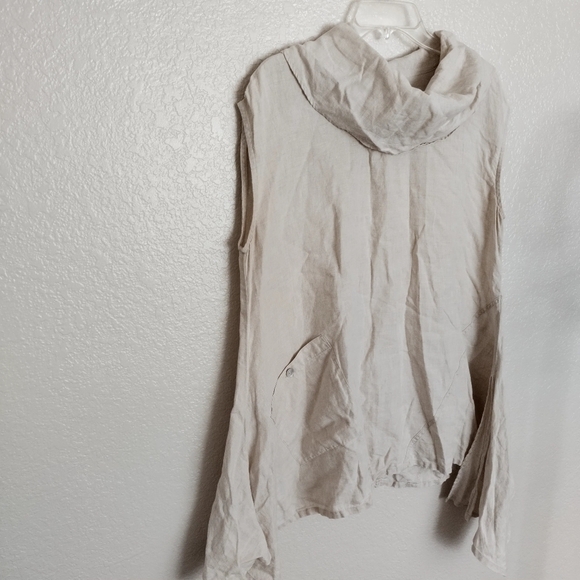 John Mark linen lagenlook mock neck asymmetric sleeveless top sz L - Picture 2 of 9
